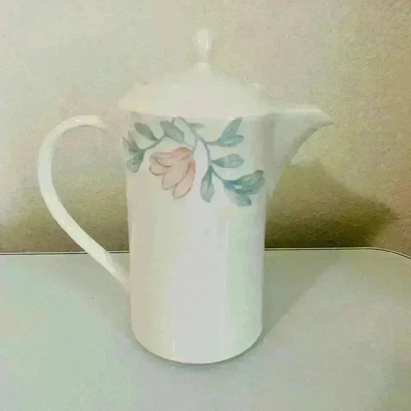 Lenox Decor Plantation Blossom Small 6 1/2” Coffee Pot Floral Pastel with Lid - Picture 6 of 12